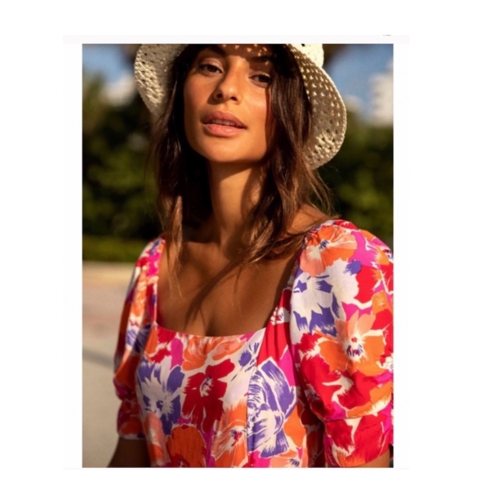 L*Space Alissa Dress or Beach Cover. - Picture 1 of 11